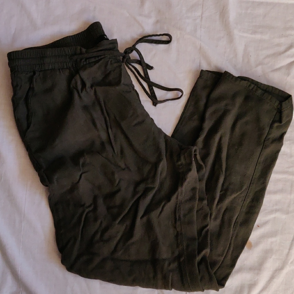 Forever 21 boho dark green linen cropped pants - Picture 7 of 8